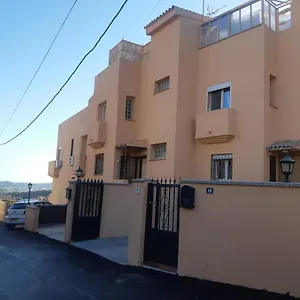 cozy-apartment-in-fuengirola-hills.es-andalucia.com/